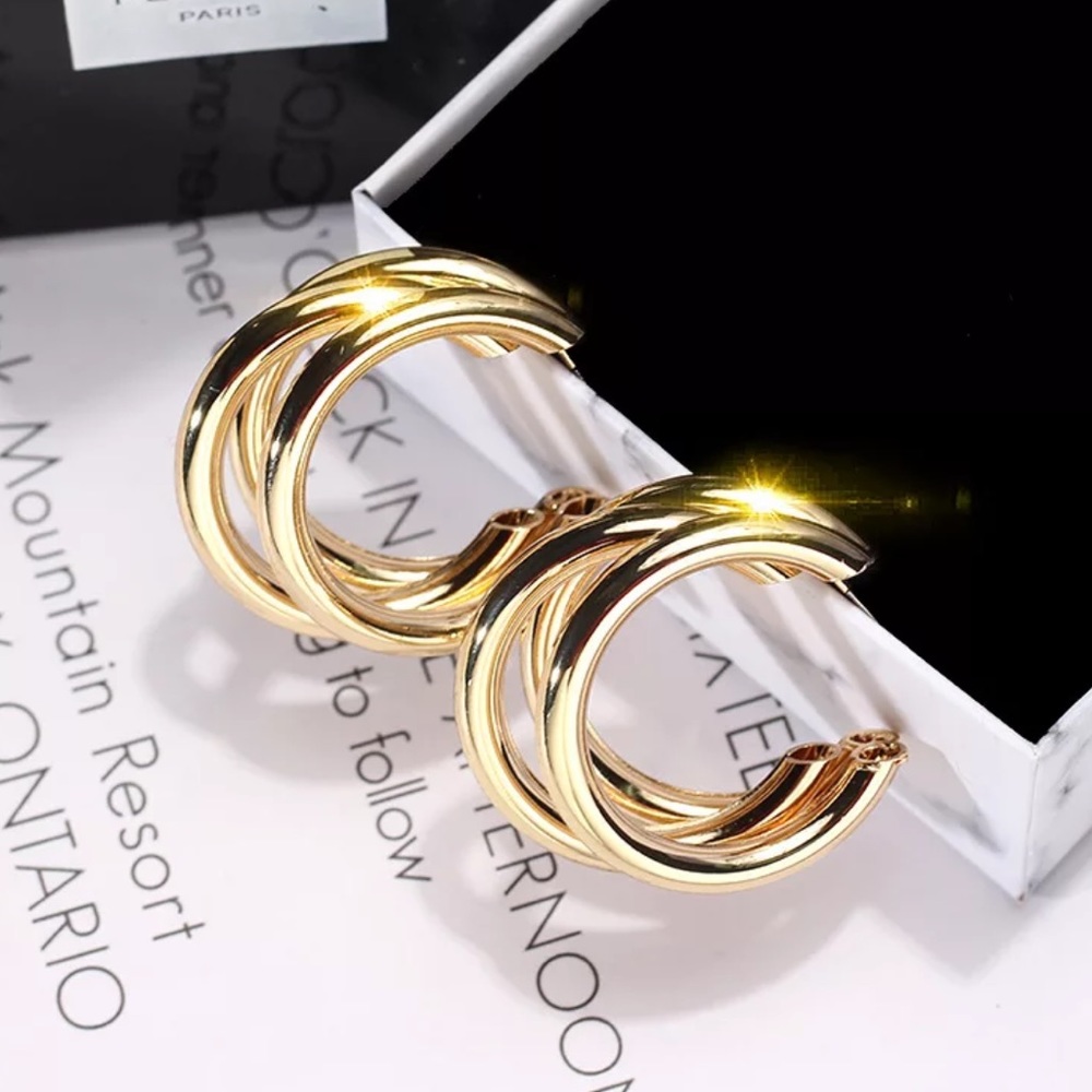 NEW 18K Gold Multi-layer Hoop Earrings